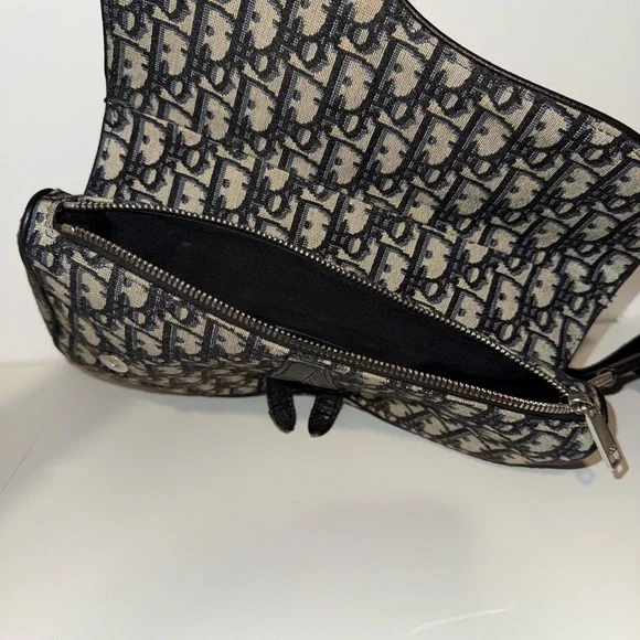 Dior Messenger Bag - Picture 7 of 8